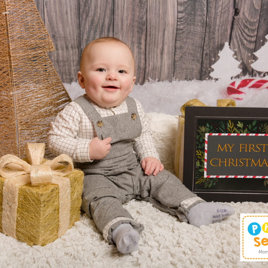 Baby in christmas set - Photo Sensory - Walsall Wolverhampton and West Midlands - Jo Buckley Photography